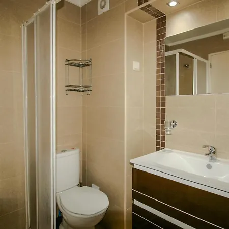 Flh Balcony Flat Lejlighed